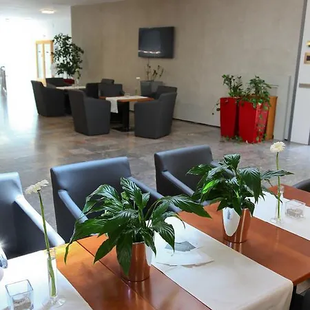 Dion Hotel