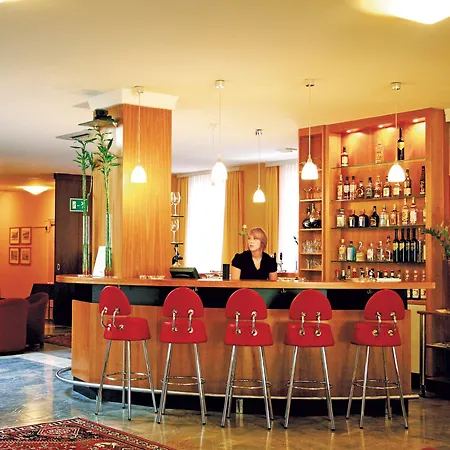 环球广场酒店